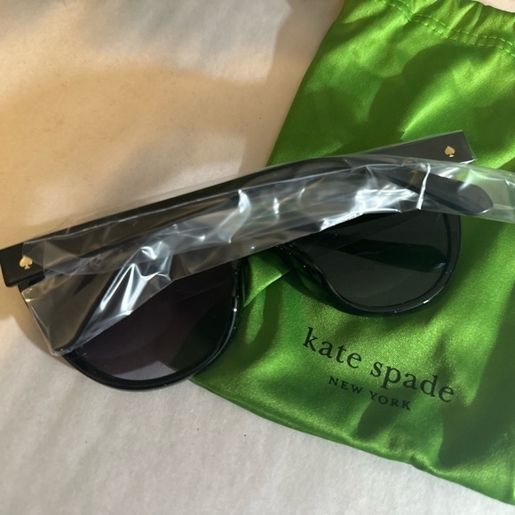 NWT Kate Spade Catseye Samantha main image 4